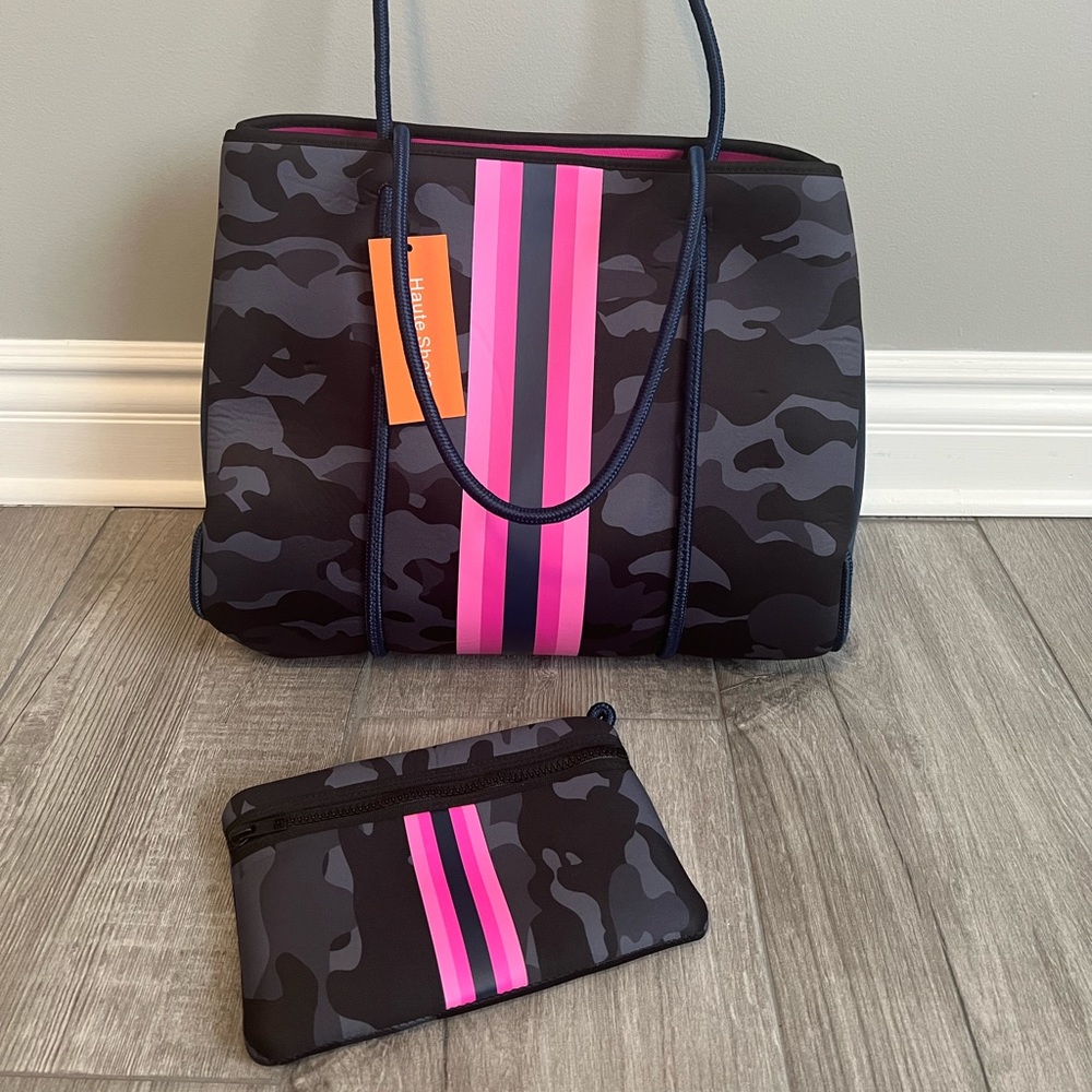 Haute Shore Greyson Epic | Camo Neoprene Tote with Clutch - new with tags.